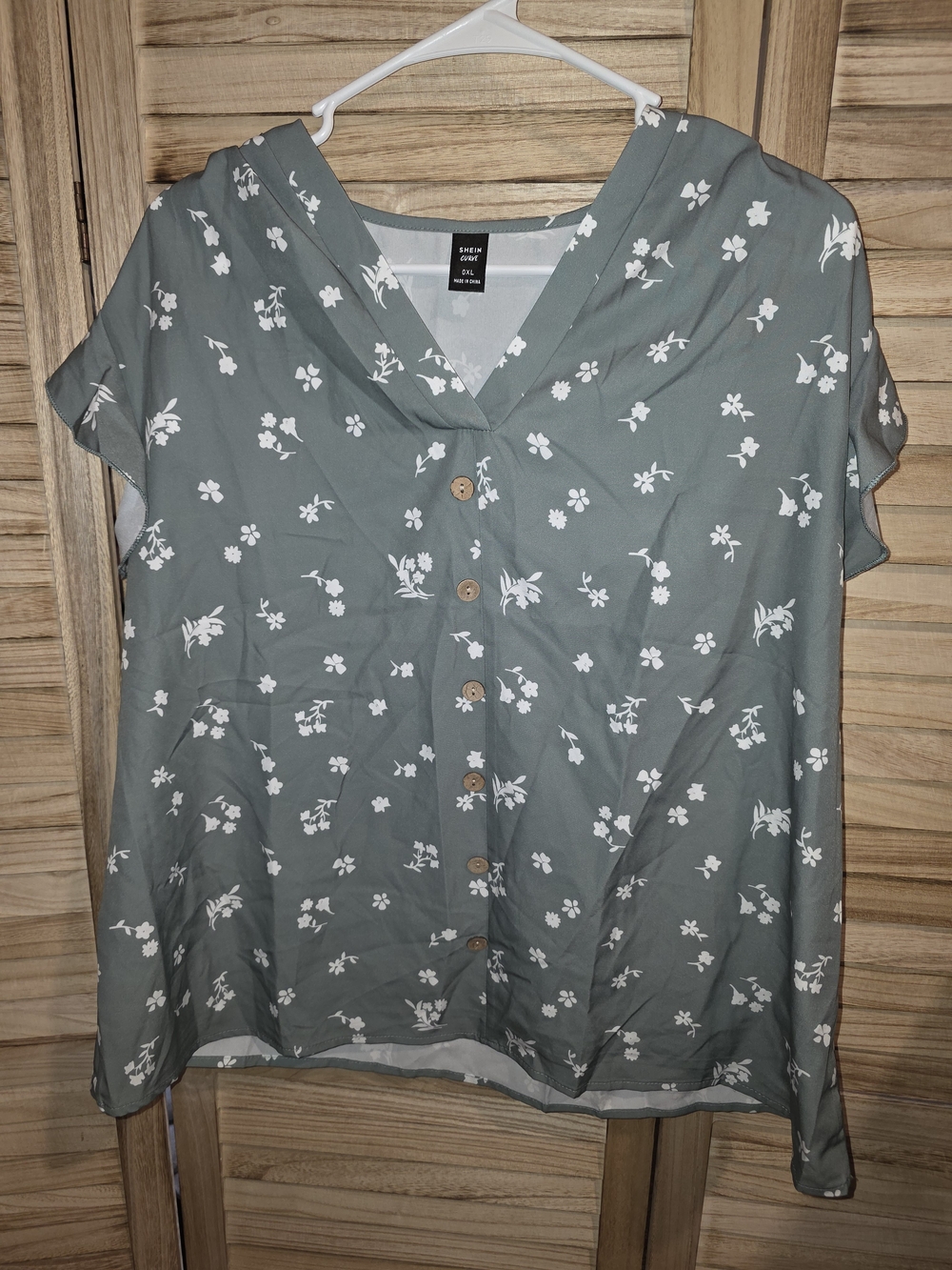 NWOT SHEIN Sage Green Floral Button V-Neck Blouse